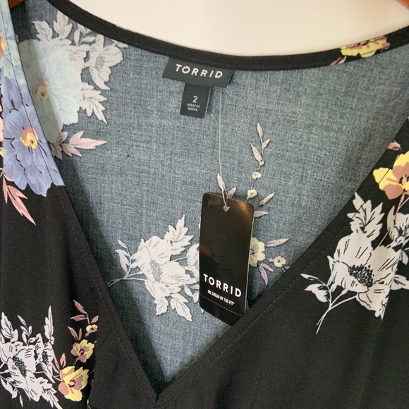 NWT Torrid Black Floral Flutter Midi Dress Size 2X - Picture 7 of 12